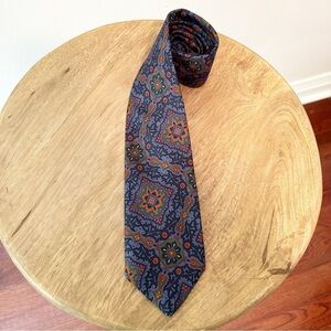 Vintage 1980's Perry Ellis Blue Paisley Silk Tie Handmade - 3.25"